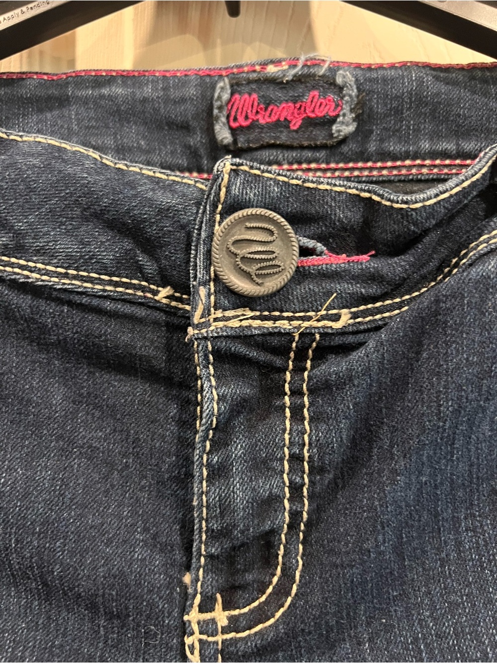 Wrangler Women’s Dark Blue High-Rise Jeans with Red Accent